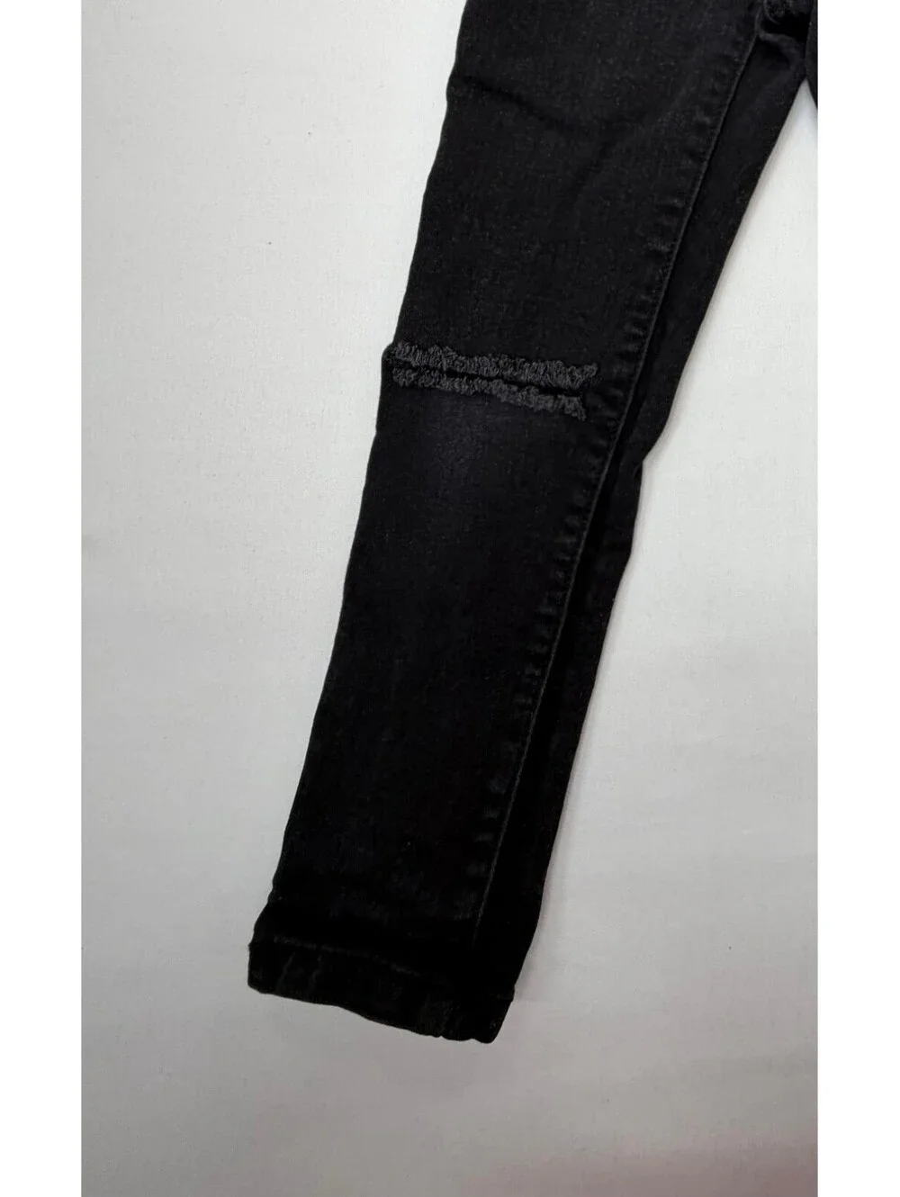 DKNY Kid's Jeans Distressed Denim Skinny Slim Stretch Size 4 Black